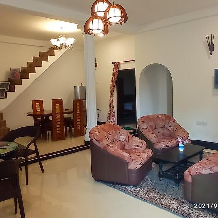 Arusha Guest House Negombo Esterno foto